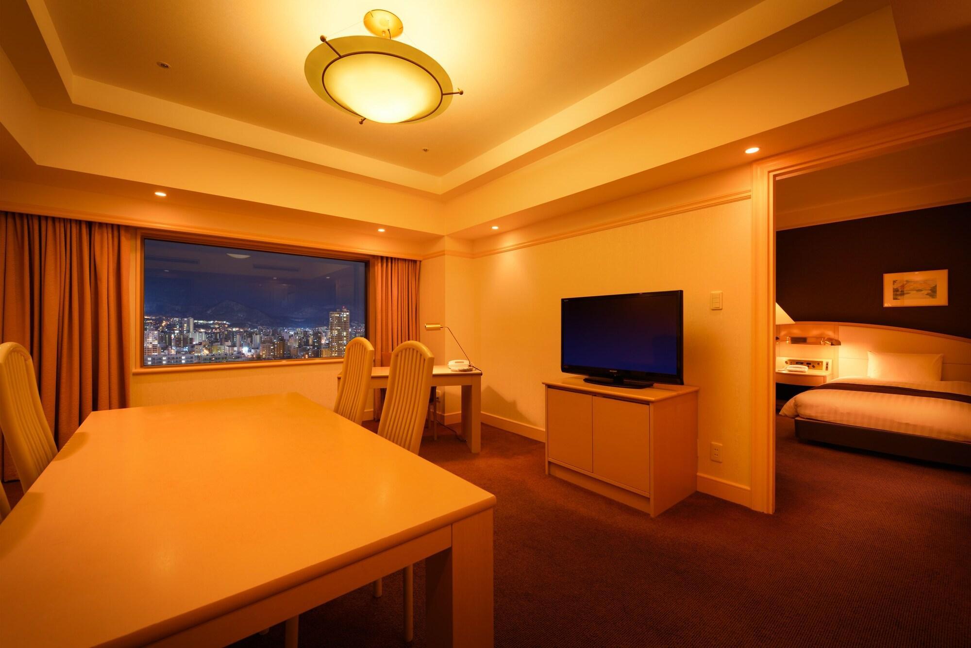 Royton Sapporo Hotel Kültér fotó A suite at the hotel